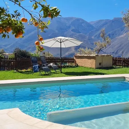 Country house Caserio El Olivo